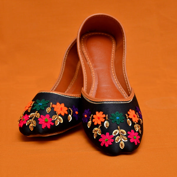 Riwaayat - Ms attires