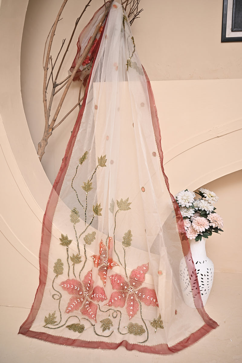 Noor-e-Haya - Ms attires