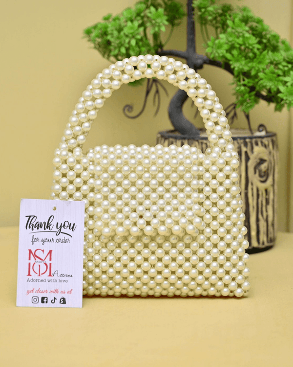 Pearl Saaz-Off-white