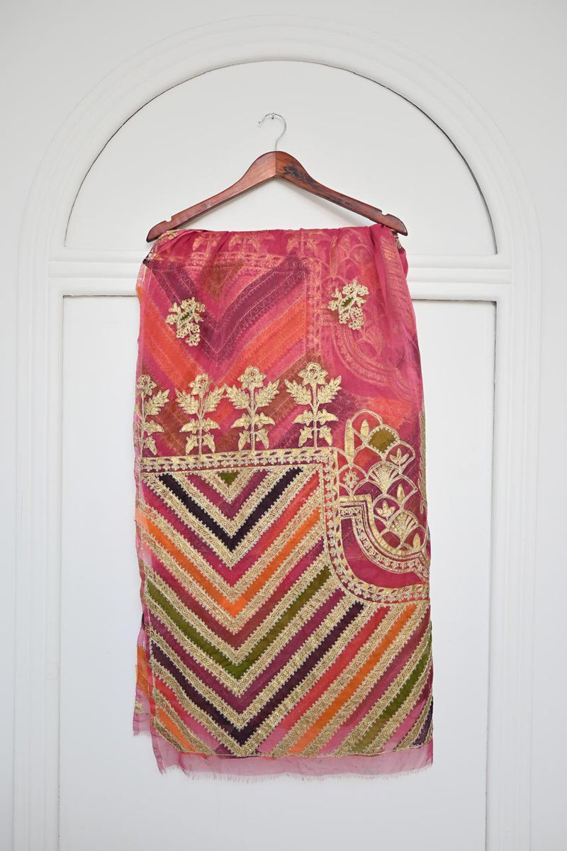 Noor-e-Nazar - Ms attires
